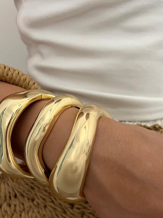 Chunky Gold Bangle Bracelets for Women, 14k Gold Plated Dainty Cuff Stackable Ba - Picture 7 of 8